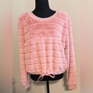 Almost Famous Women SZ XL Pink Faux Fur Long Sleeve Sweatshirt